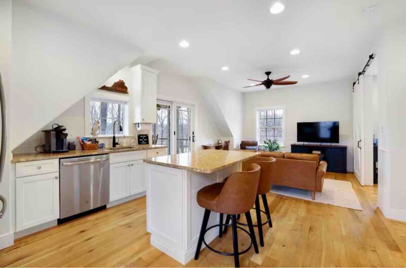 41959 Sweet Spring Ln in Leesburg, VA - Foto de edificio