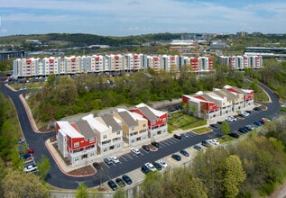 The Vue on Stadium Drive Fayetteville in Fayetteville, AR - Building Photo - Building Photo
