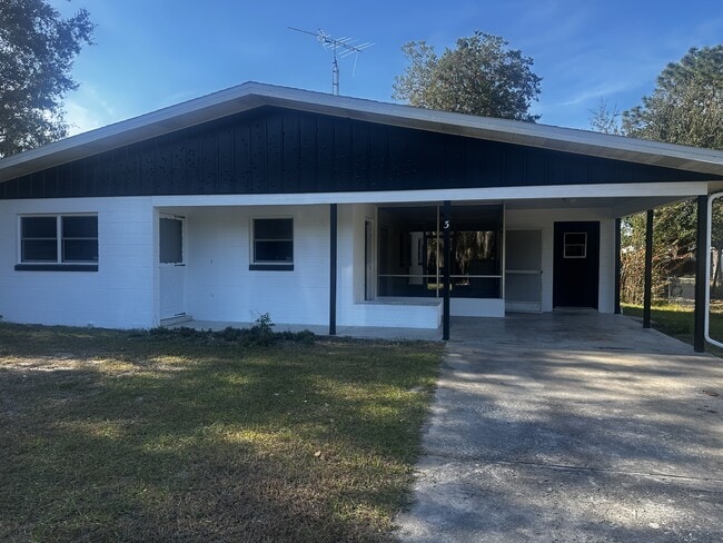 property at 3 Spring Loop