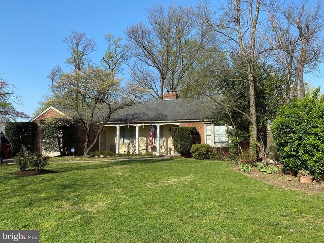 property at 609 29th St S