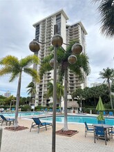 18151 NE 31st Ct, Unit 1904 in Aventura, FL - Building Photo - Building Photo