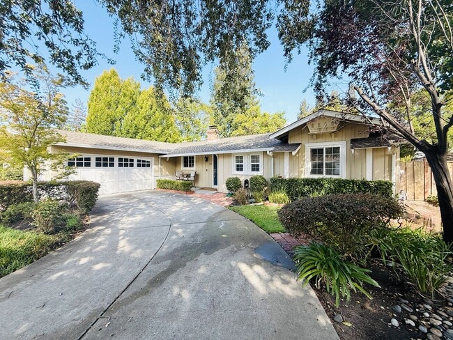 property at 112 Greenwood Cir