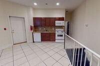 1619 W Diamond St photo'