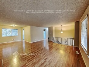 8702 61st St W in University Place, WA - Building Photo - Building Photo