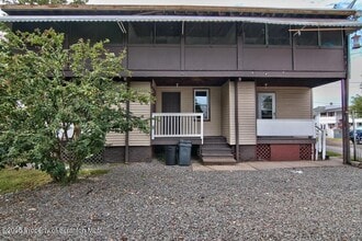 18 Pine Rd in Wilkes-Barre, PA - Building Photo - Building Photo