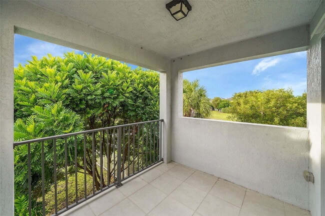455 NW 33rd Ln in Pompano Beach, FL - Building Photo - Building Photo