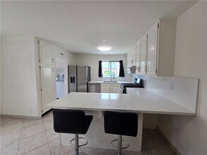 6683 Gross Ave in Los Angeles, CA - Building Photo - Building Photo