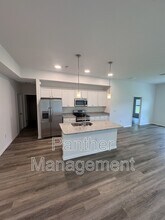 966 Hood Ave NW in Port Charlotte, FL - Building Photo - Building Photo