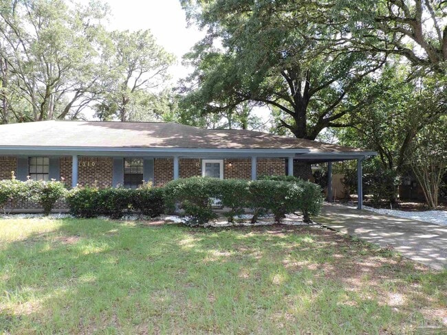 property at 1310 Pinnacle Dr