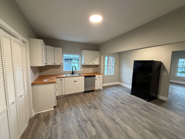 2510 Oak St in Chattanooga, TN - Foto de edificio - Building Photo