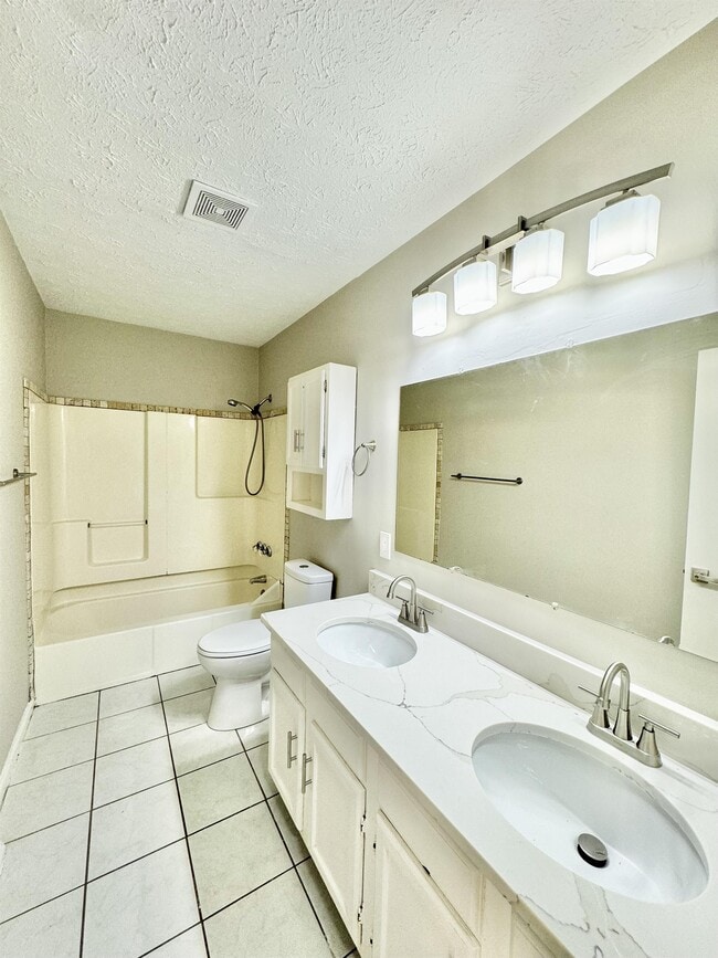 609 Martin Dr in Richmond, KY - Building Photo - Building Photo