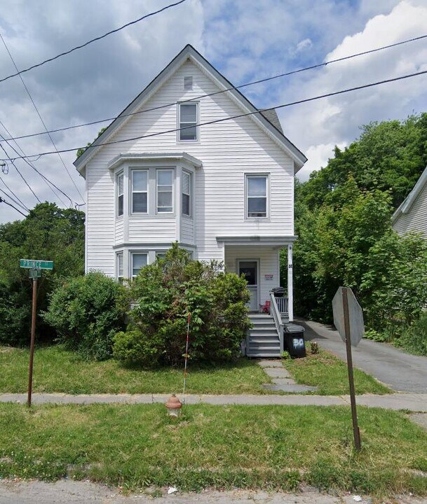 30 Prince St in Monticello, NY - Building Photo