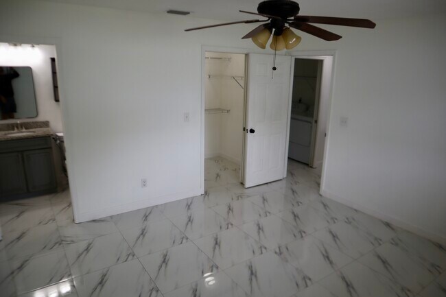 1805 SE Van Loon Terrace in Cape Coral, FL - Building Photo - Building Photo