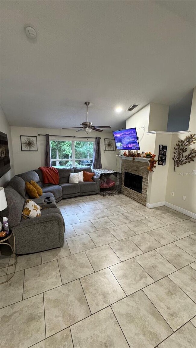 3923 Blackberry Cir in St. Cloud, FL - Building Photo - Building Photo