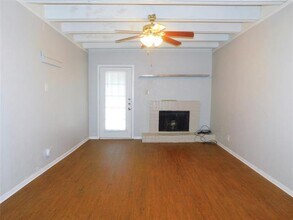 1911 Kingswood Ct in Denton, TX - Building Photo - Building Photo