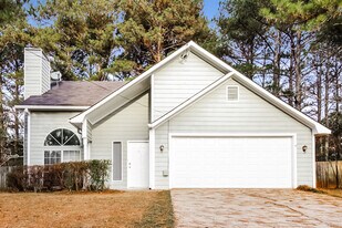 3078 Jessica Dr in Douglasville, GA - Building Photo