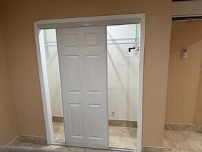 816 Greenbriar Dr in Lake Park, FL - Building Photo - Building Photo