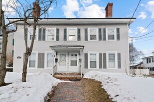 54 Washington St in Concord, NH - Building Photo