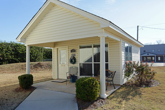 Eagle Pointe Apartments in Prattville, AL - Foto de edificio - Building Photo