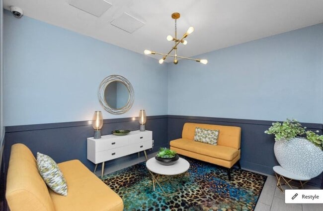 property at 1220 N La Salle Dr