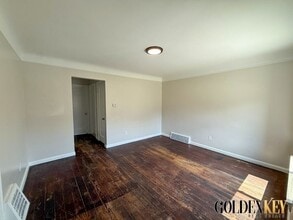 16453 Fairmount Dr in Detroit, MI - Building Photo - Building Photo