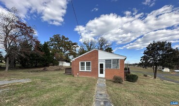 68 Tanbark Dr in Afton, VA - Building Photo - Building Photo