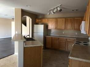 22821 W Cantilever St in Buckeye, AZ - Building Photo - Building Photo