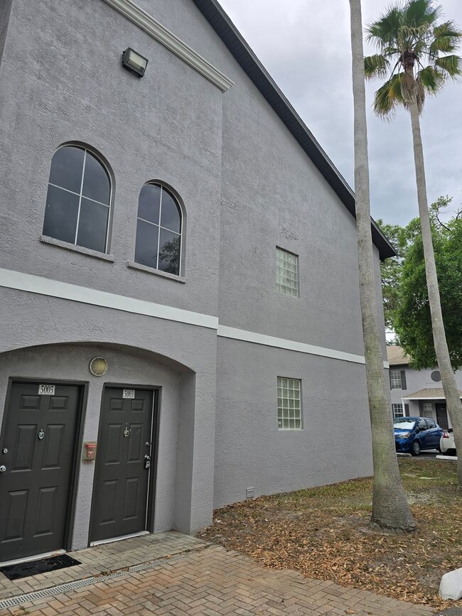 5003 Sunridge Palms Dr