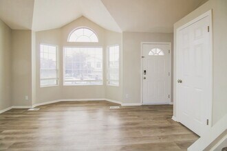 6129 Crystal River Dr in Salt Lake City, UT - Building Photo - Building Photo
