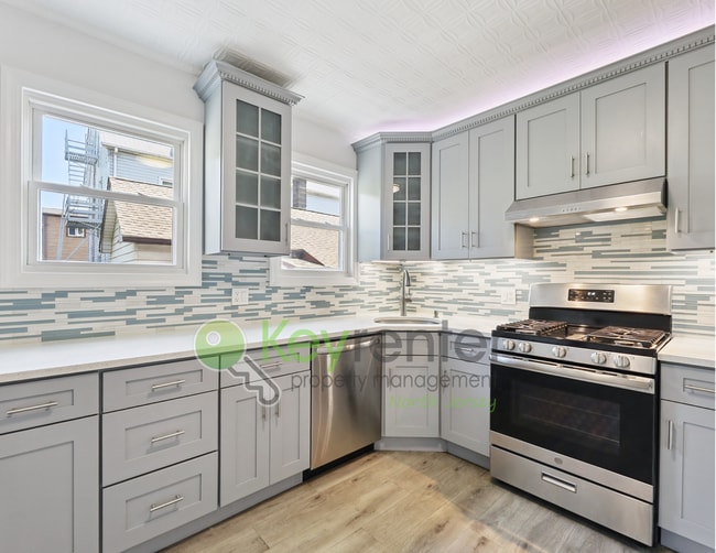 property at 125 Morris Ave