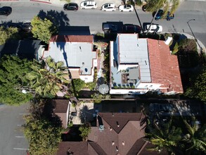 859 N Orange Grove Ave in West Hollywood, CA - Building Photo - Building Photo