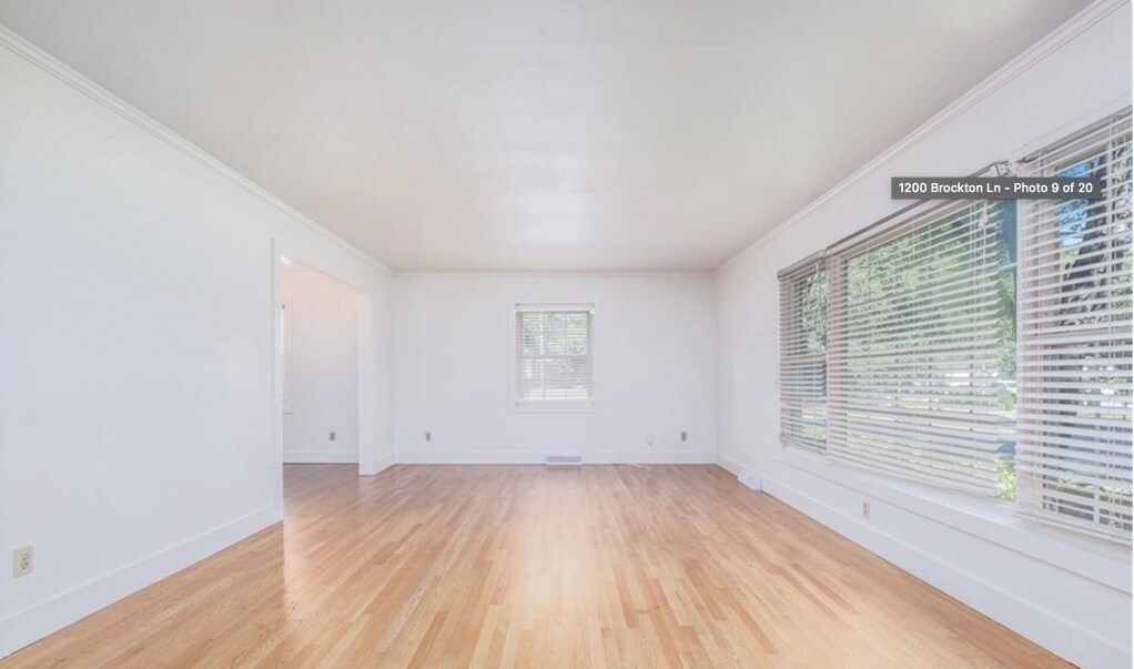 1200 Brockton Ln in Charlotte, NC - Building Photo