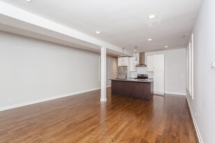 2014 N Wolcott Ave in Chicago, IL - Building Photo - Building Photo