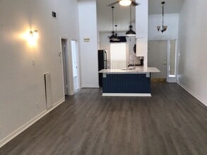 176 April Point Dr N in Montgomery, TX - Building Photo - Building Photo