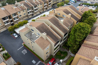 11 Marcie Cor in South San Francisco, CA - Building Photo - Building Photo