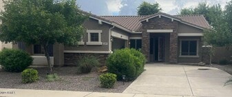 2895 E Melrose St in Gilbert, AZ - Building Photo