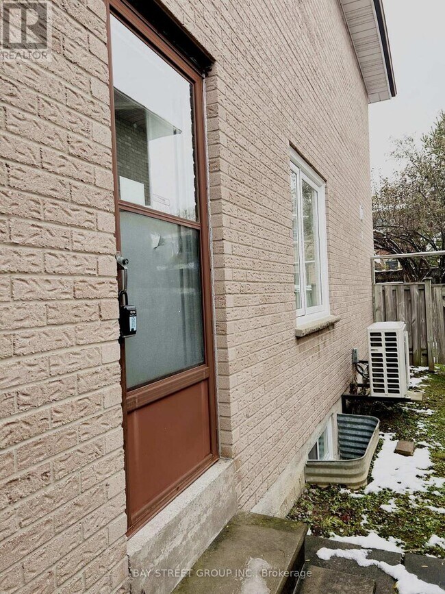 144 Raymerville Dr in Markham, ON - Building Photo - Building Photo