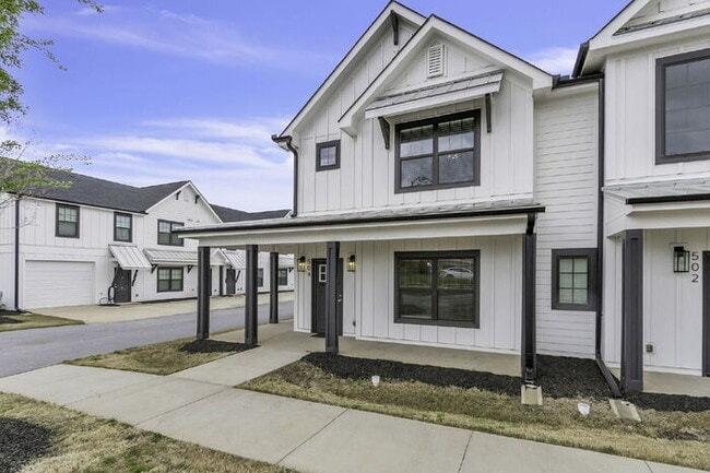 152 Cox St in Travelers Rest, SC - Building Photo - Building Photo