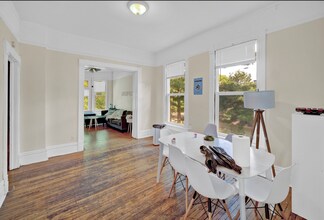 2142 Maple Ave in Evanston, IL - Building Photo - Building Photo