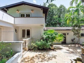 800 SW 12th Ave in Fort Lauderdale, FL - Building Photo - Building Photo