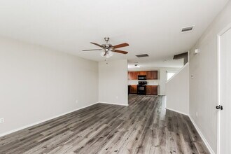 6217 Winnebago Ct in Fort Worth, TX - Foto de edificio - Building Photo