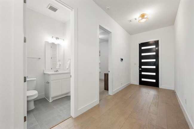 2240 Sawdust Dr in Georgetown, TX - Building Photo - Building Photo