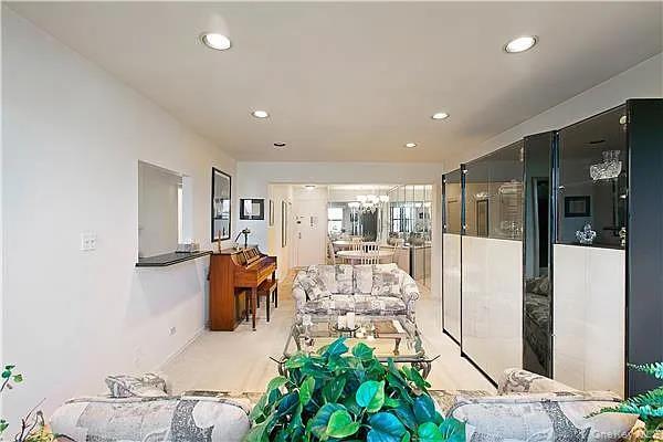 80-35 Springfield Blvd in New York, NY - Building Photo - Building Photo