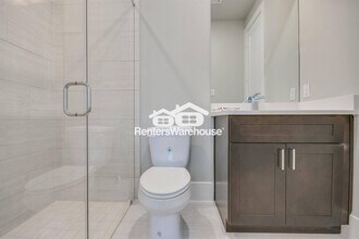 5713 Larkin St in Houston, TX - Building Photo - Building Photo