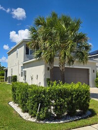 10511 Piedra Dr in Palmetto, FL - Foto de edificio - Building Photo