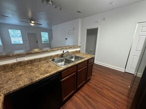 102 White Dr in Tallahassee, FL - Building Photo - Building Photo