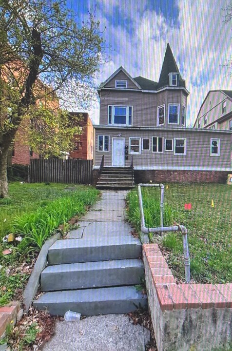 71 Lenox Ave in East Orange, NJ - Building Photo
