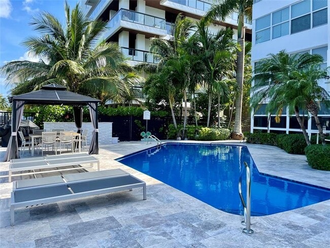 property at 40 Isle of Venice Dr