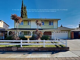 2164 Athens Ave in Simi Valley, CA - Building Photo