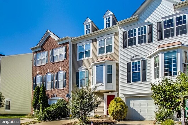 5294 Jule Star Dr in Centreville, VA - Building Photo - Building Photo
